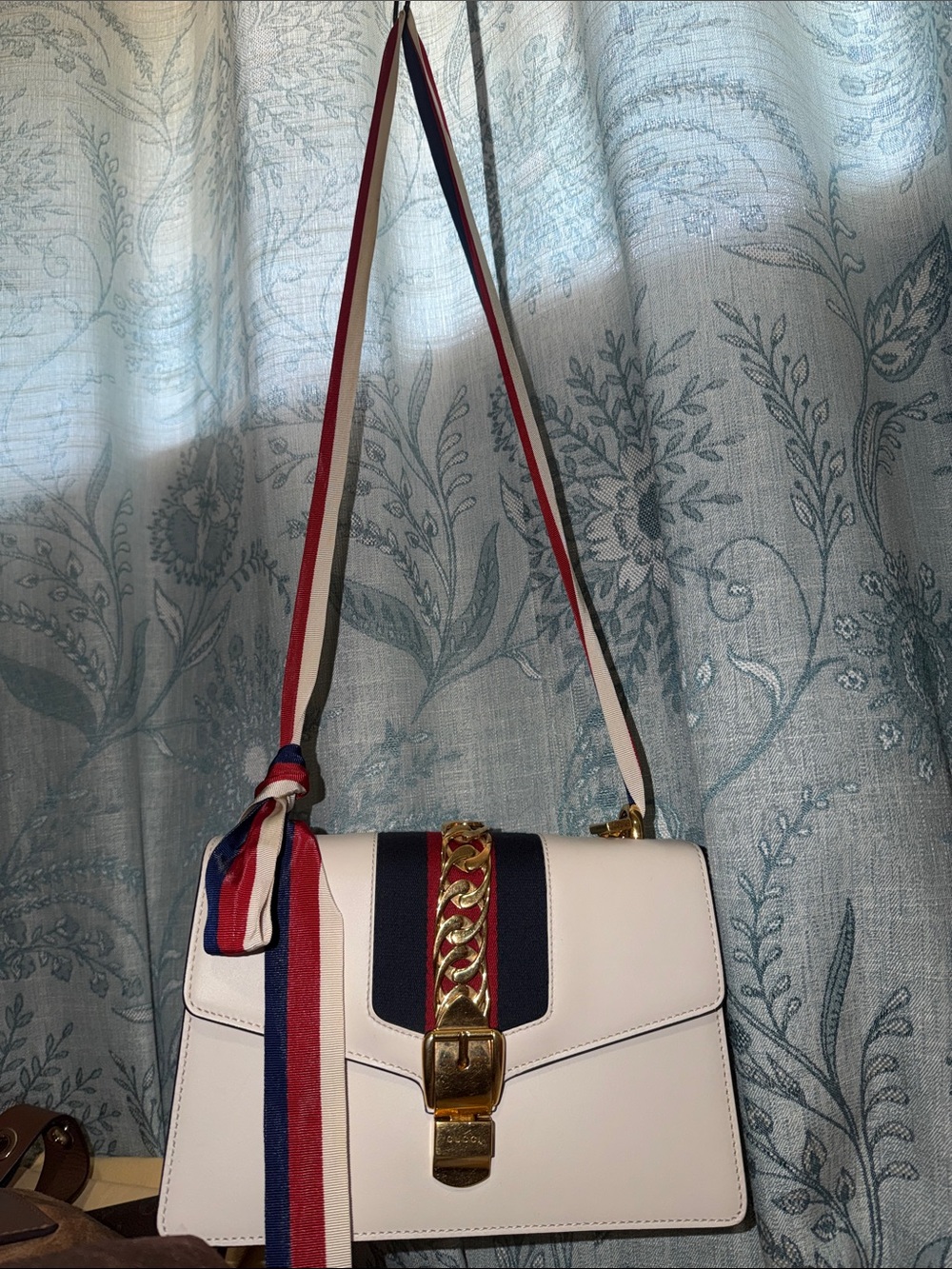 GUCCI Sylvie White Leather Shoulder Bag
